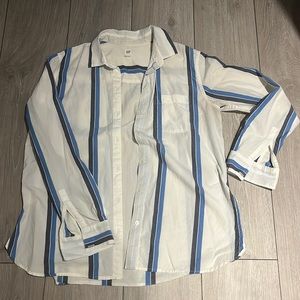 GAP button down shirt
